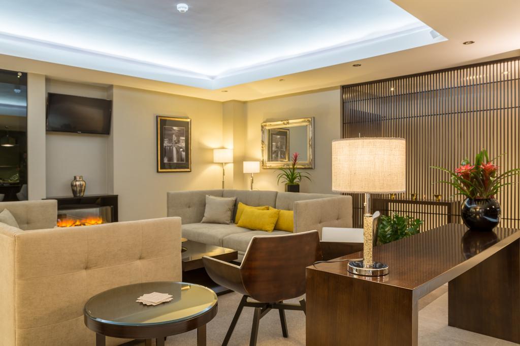 לידס Mansio Suites The Headrow מראה חיצוני תמונה